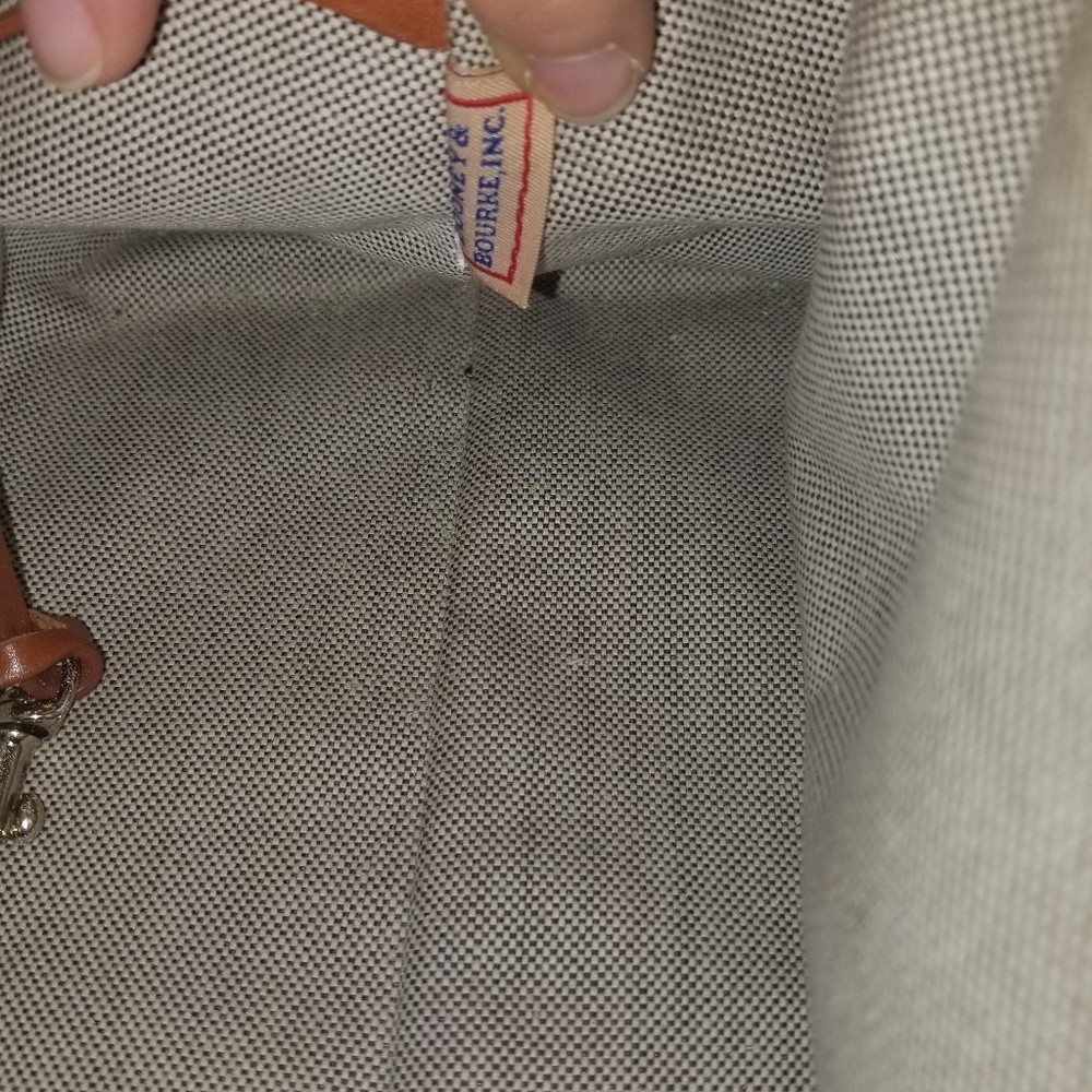 Dooney & Bourke - Picture 2 of 8